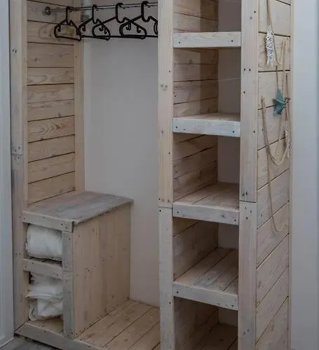 Cozy Overlooking Downtown Appartement *