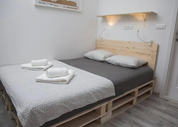 Apartment Cozy Overlooking Downtown Makarska